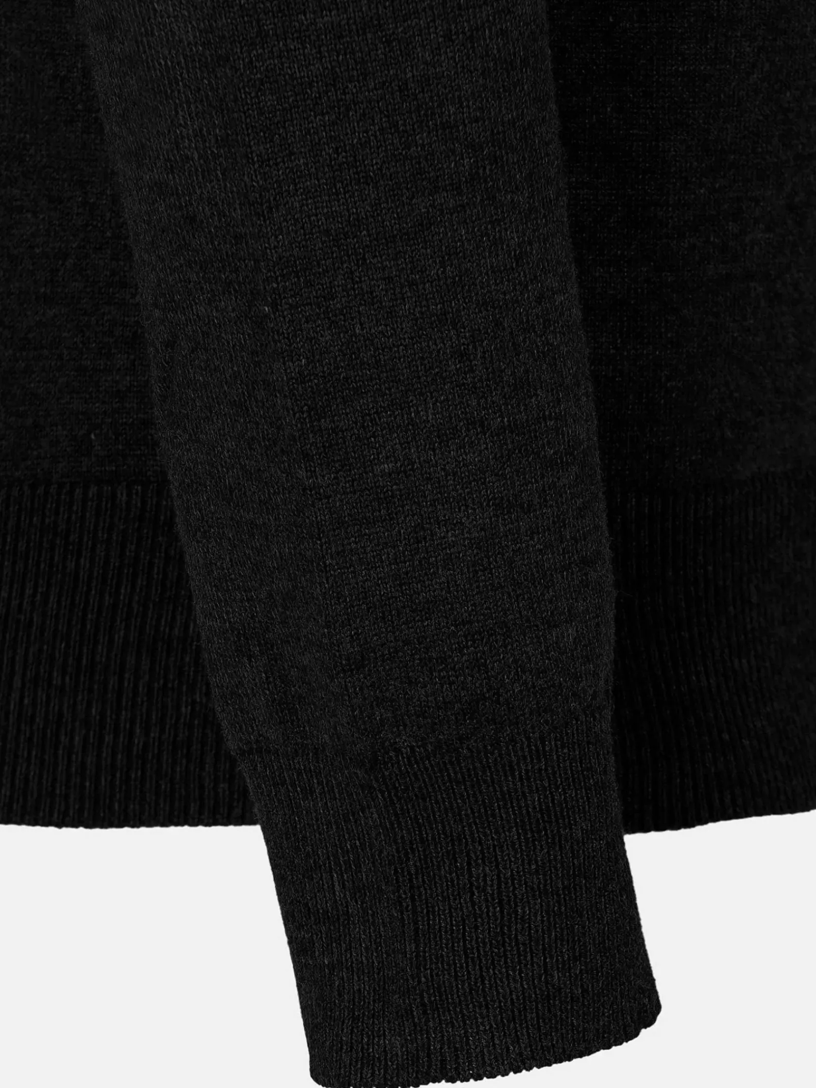Wam Denim Sweaters|Athens V-Neck Black Sweater