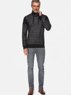 Wam Denim Sweaters|Ember Turtlenecked Black Sweater