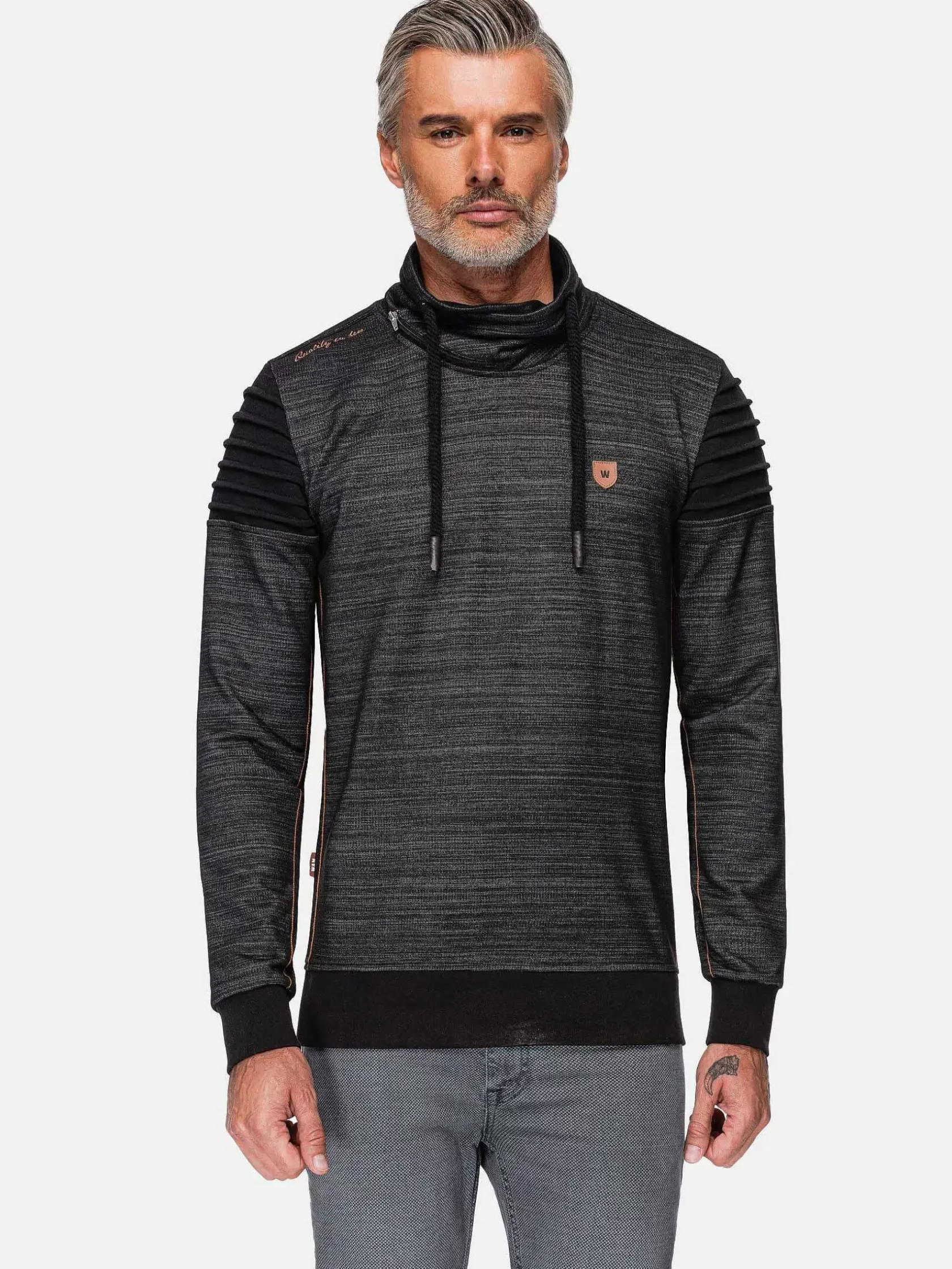 Wam Denim Sweaters|Ember Turtlenecked Black Sweater