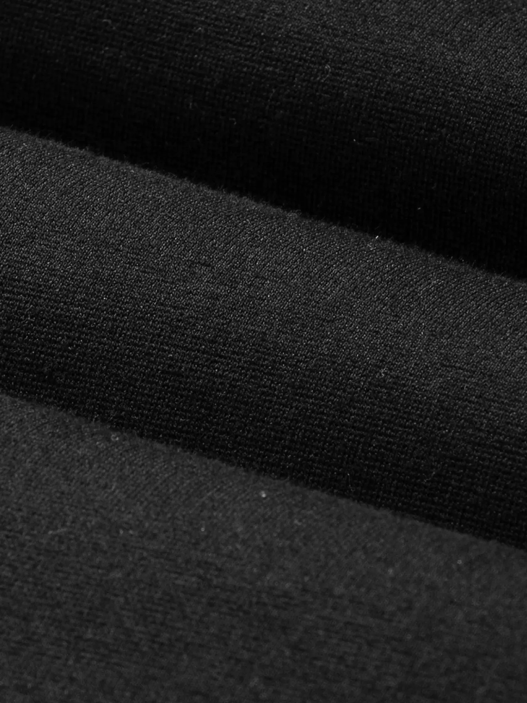 Wam Denim Sweaters|Sedona Round-Neck Grey Black Sweater