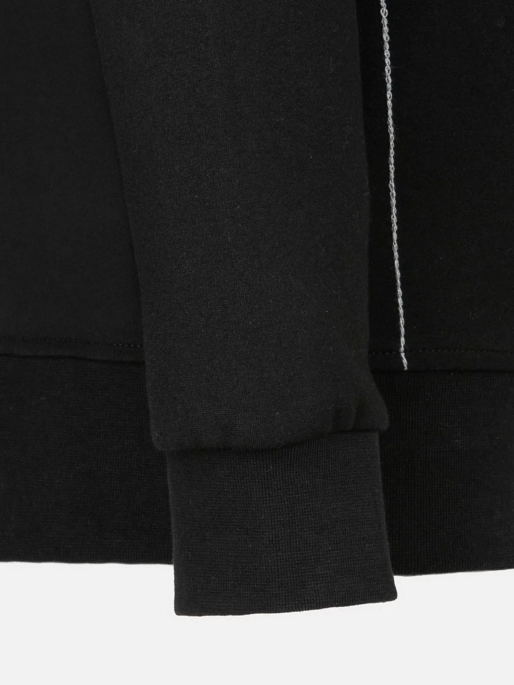 Wam Denim Sweaters|Sedona Round-Neck Grey Black Sweater