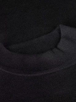 Wam Denim Sweaters|Siena Round-Necked Black Sweater